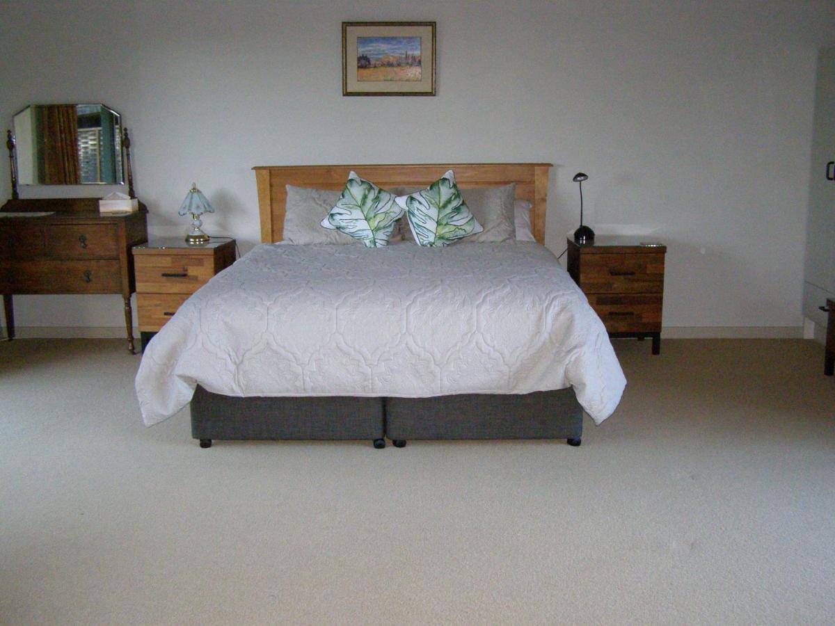 Bed and Breakfast 2 Views At Tasman Екстер'єр фото